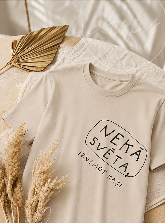 Sieviešu T-krekls "Nekā svēta"