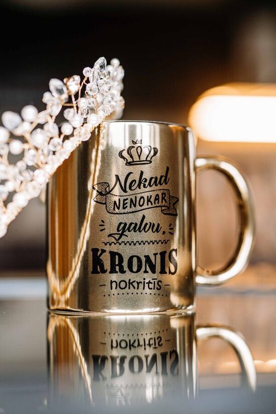 Zelta Spoguļkrūze "Kronis!''