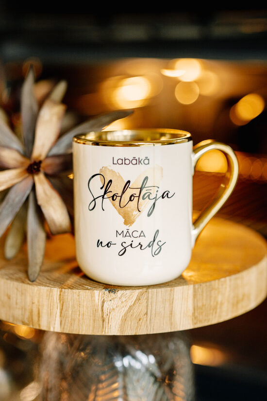 Crema krūze "Skolotāja māca no sirds"