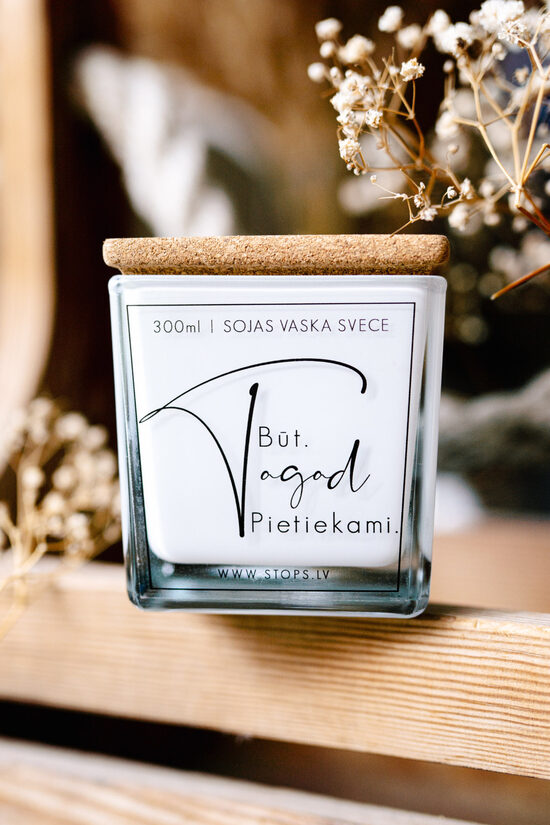 Svece “Būt. Tagad. Pietiekami.”